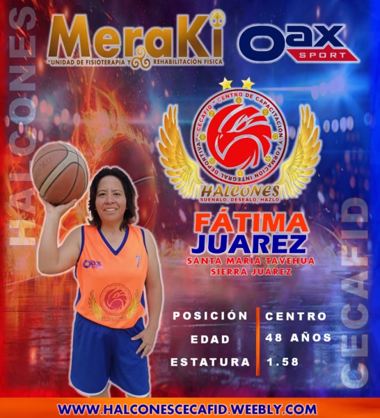 Fátima Juárez, jugadora de Halcones CECAFID, originaria de Santa María Tavehua, Sierra Juárez, posando con uniforme naranja y balón de básquetbol.