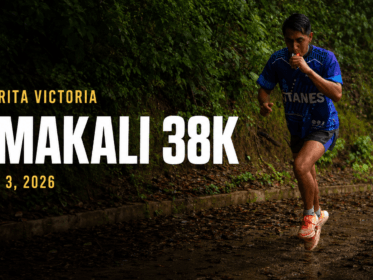 Juan Zurita Victoria running on a wet forest trail in a blue Titanes jersey. The social card includes the text “Juan Zurita Victoria,” “Komakali 38K,” and “October 3, 2026.”